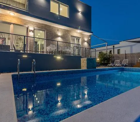 Hedonist Villa