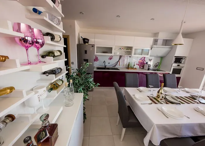 Villa Hedonist Seget Vranjica