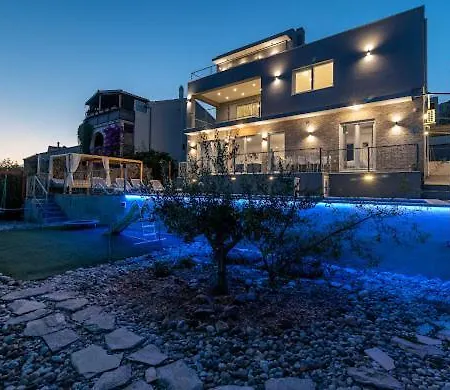 Hedonist Villa Seget Vranjica