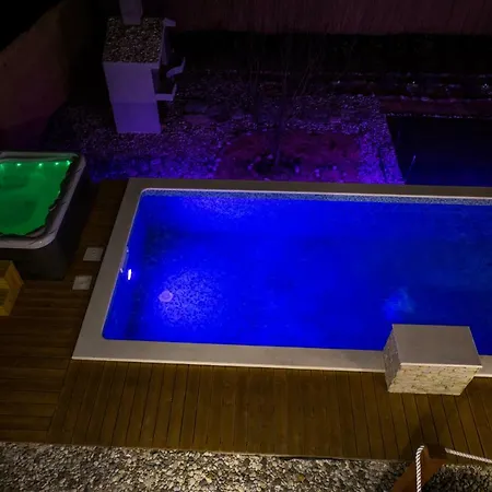 Villa Hedonist Seget Vranjica